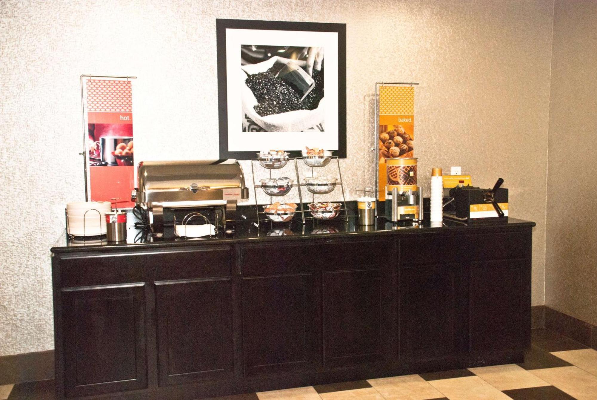 Hampton Inn Maumelle מסעדה תמונה